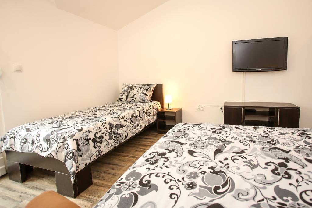 Apartments & Rooms Villa Zaad Mostar Exterior photo